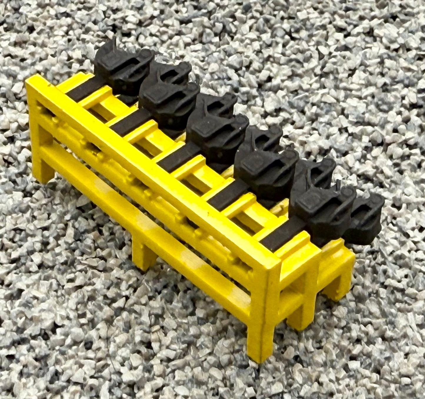 HO DETAILS - Coupler Rack - Undecorated Kit