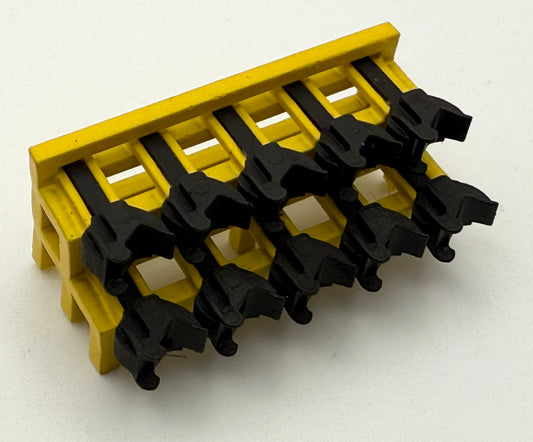 HO DETAILS - Coupler Rack - Undecorated Kit
